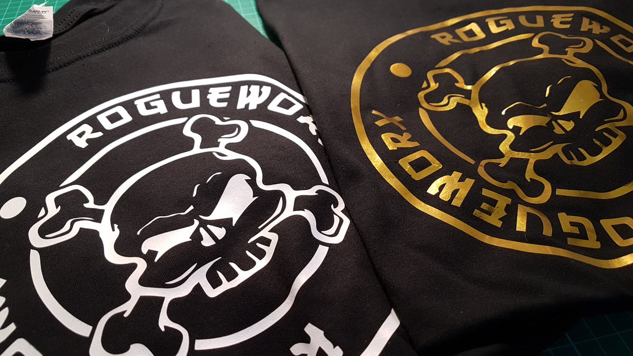 T-SHIRTS, HOODIES, TASSES, HORLOGES, RIDEAUX DE DOUCHE ROGUEWORX - Maintenant disponibles via RedBubble - voir la description !