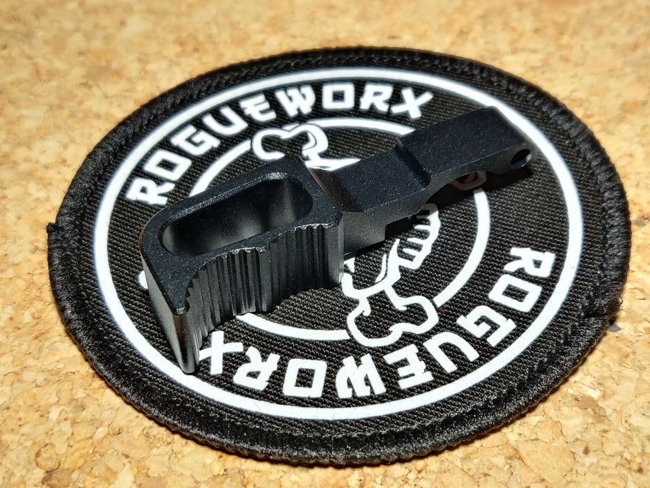 TALON™ KC-02 CHARGING HANDLE